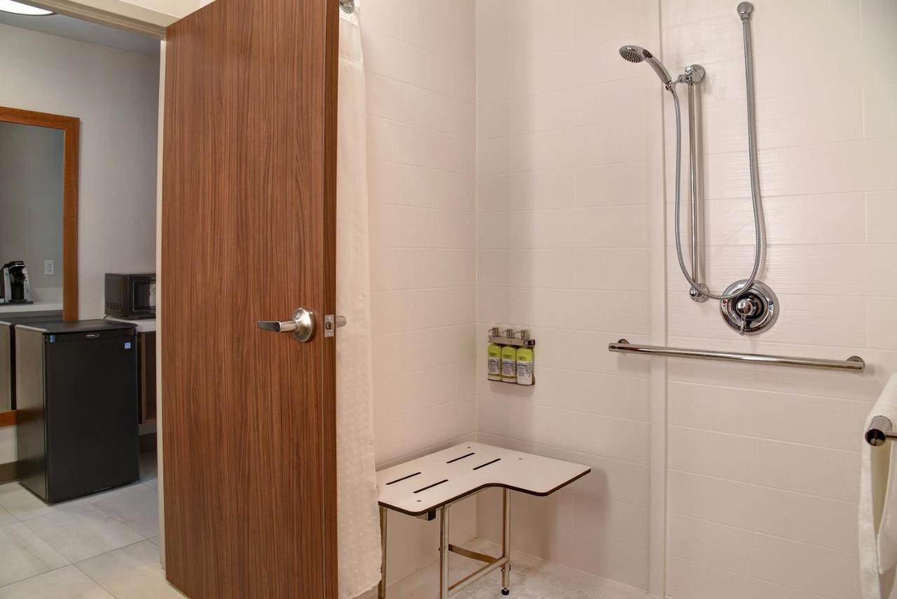 Holiday Inn Express & Suites - Ottawa By Ihg Exteriér fotografie
