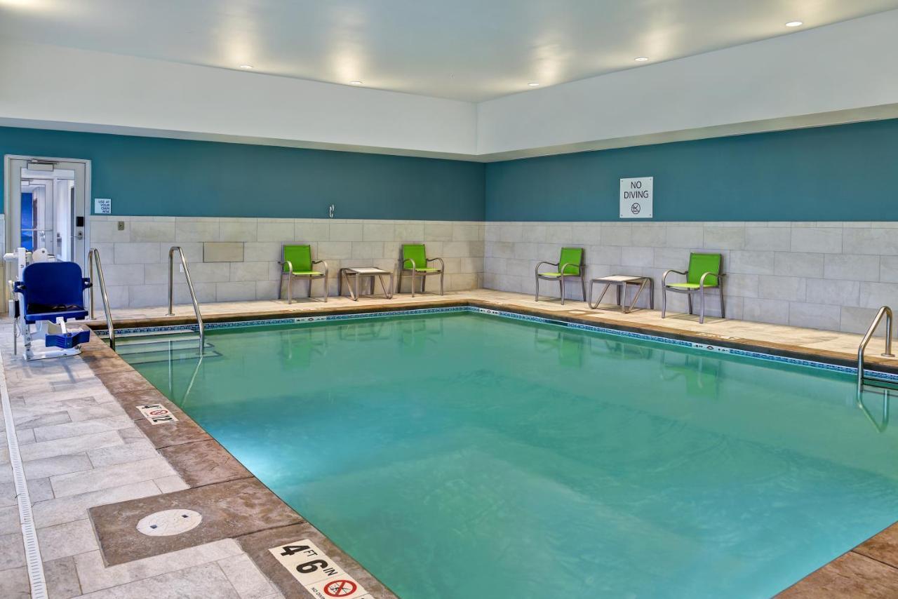 Holiday Inn Express & Suites - Ottawa By Ihg Exteriér fotografie